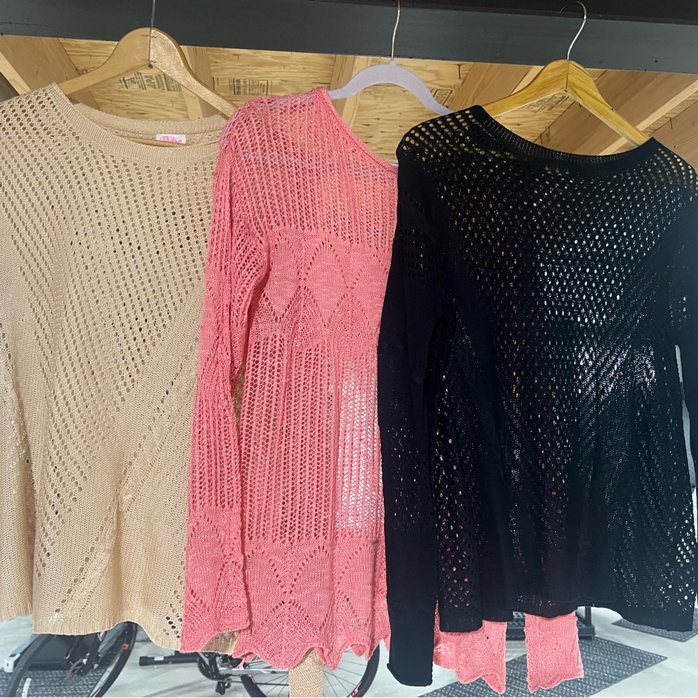 Pulse summer crotched tops.
